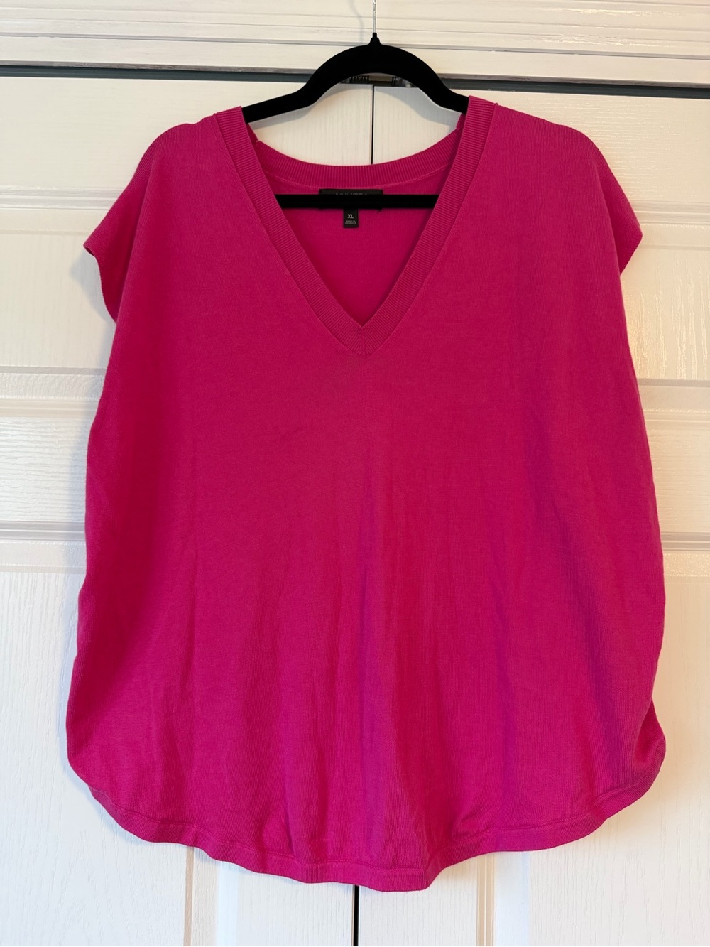 Banana Republic Hot Pink V-Neck Sleeveless Top